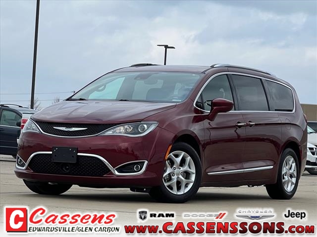 used 2020 Chrysler Pacifica car, priced at $31,290