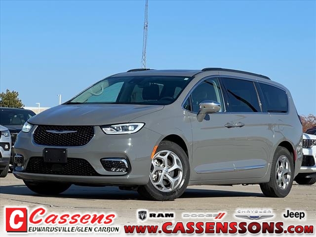 used 2022 Chrysler Pacifica car