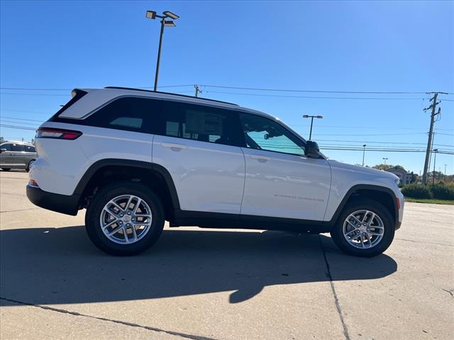 new 2025 Jeep Grand Cherokee car, priced at $40,748