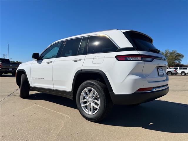 new 2025 Jeep Grand Cherokee car, priced at $40,748