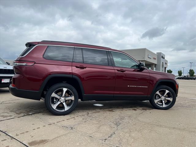 new 2024 Jeep Grand Cherokee L car, priced at $46,887