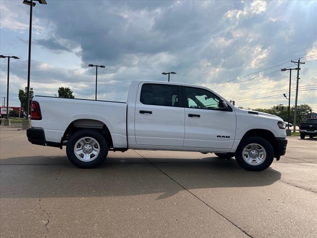 new 2025 Ram 1500 car, priced at $45,371