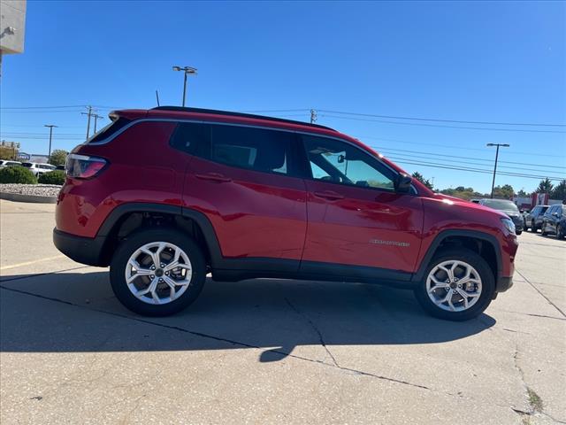 new 2025 Jeep Compass car, priced at $34,090