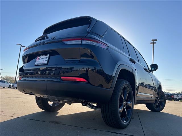 new 2025 Jeep Grand Cherokee car, priced at $50,759