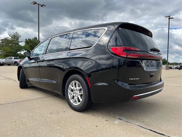 new 2025 Chrysler Pacifica car, priced at $44,145