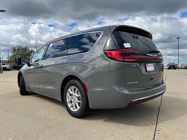 new 2025 Chrysler Pacifica car, priced at $50,565