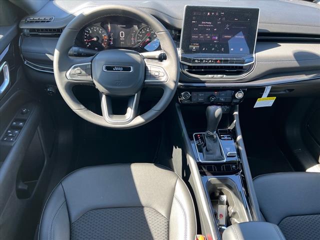 new 2025 Jeep Compass car, priced at $31,384