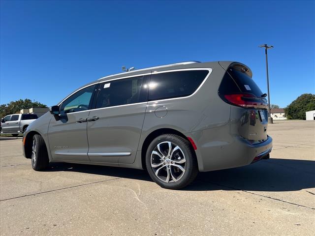 new 2025 Chrysler Pacifica car, priced at $57,620